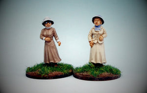 AA102 Lady Eve and Maidservant