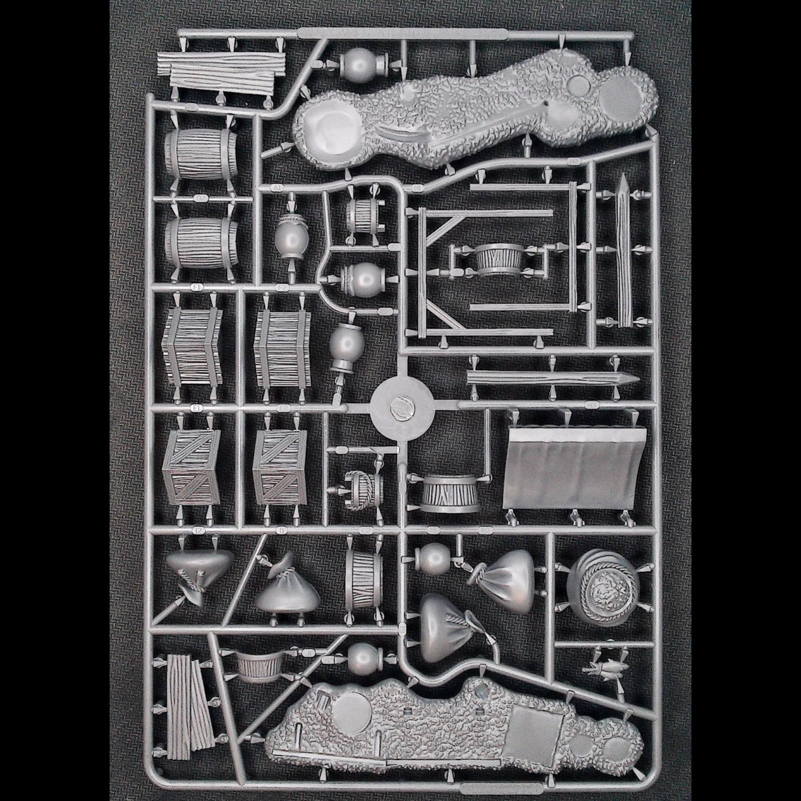 Wargames Atlantic Markets & Barricades SINGLE SPRUE General Accoutrements