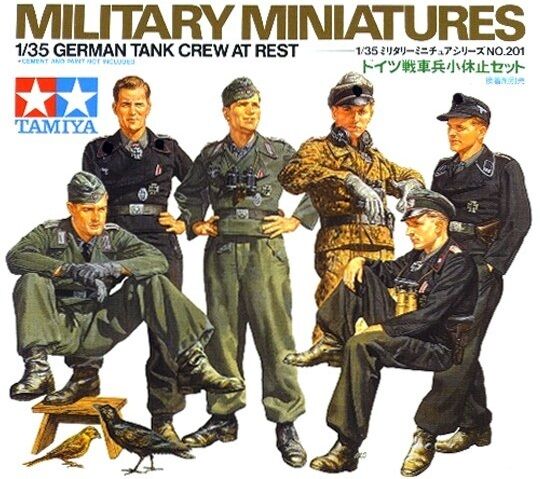 Tamiya 35201 German Tank Crew at Rest