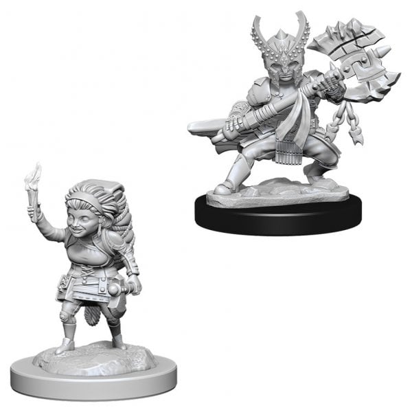 Female Halfling Fighter (D&D Nolzur's Marvelous Miniatures)